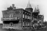 Богадельня и корпус для сестер