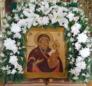Смоленская икона Божией Матери, именуемая «Одигитрия»